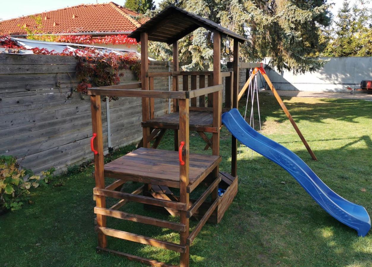 Pension Zlicin Prag Exteriör bild