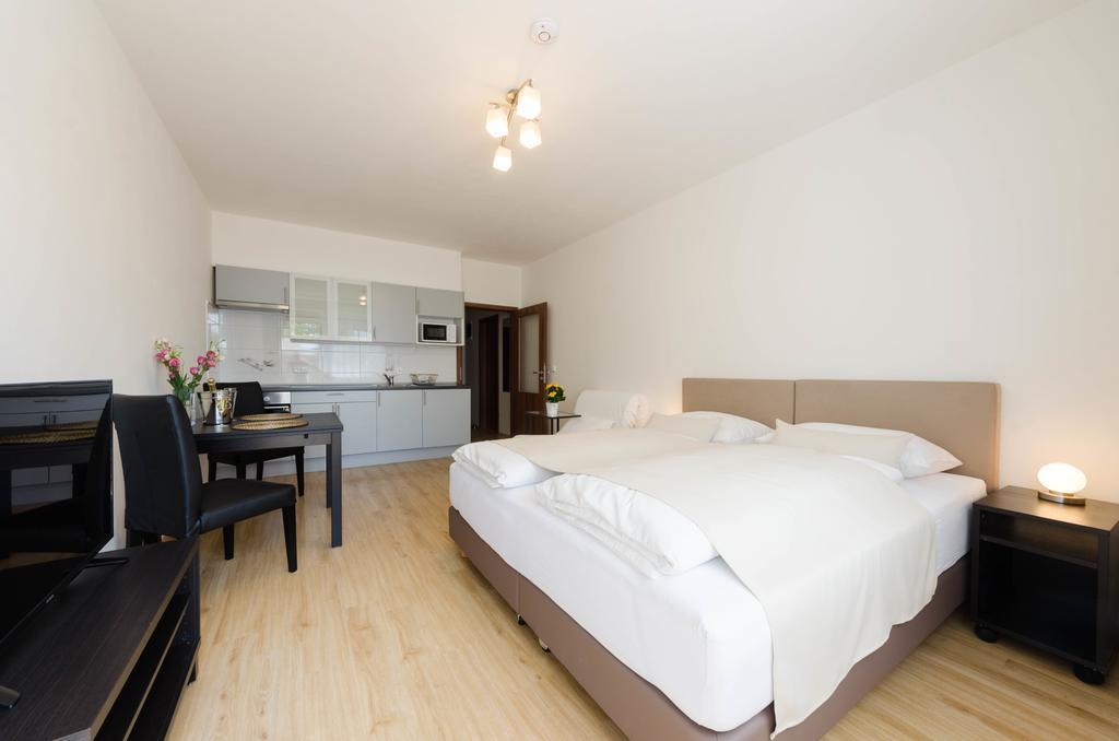 Pension Zlicin Prag Rum bild
